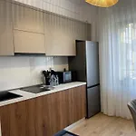 Sunny City Center Apartment